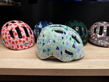 Brugt ABUS Casco Smiley 3.0 Vari colori limited bike — billede 5 af 6