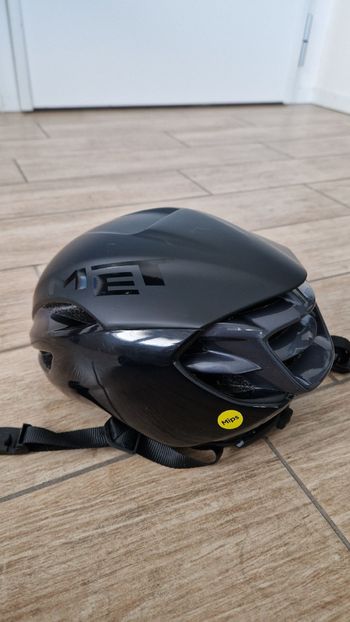 Used Met manta 2024 bike — image 3 of 5