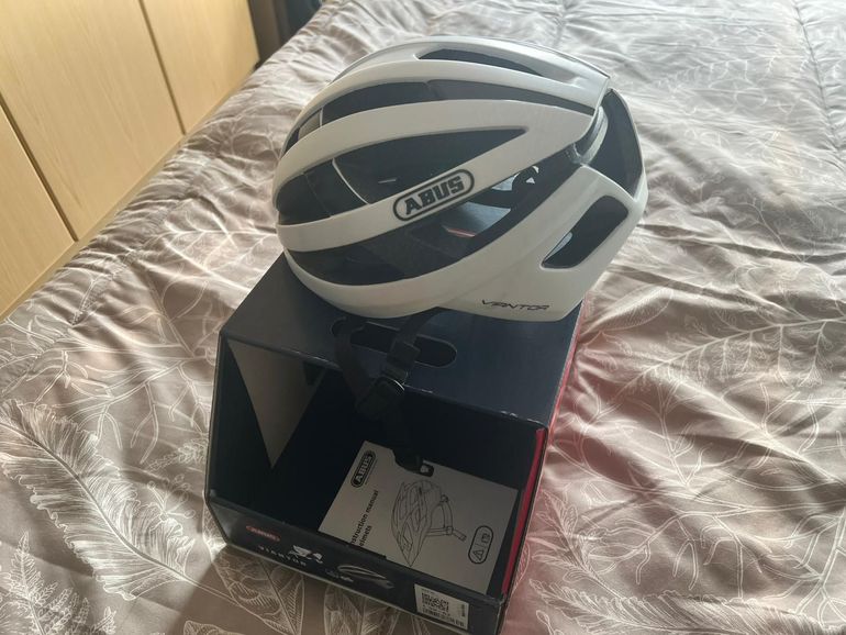 Použité ABUS Viantor Road Helmet bike — obrázek 6 z 6
