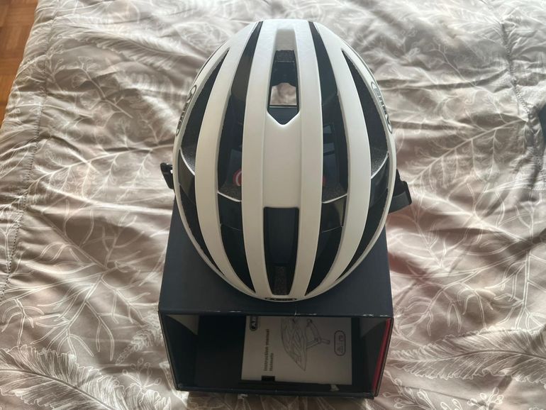 Použité ABUS Viantor Road Helmet bike — obrázek 2 z 6