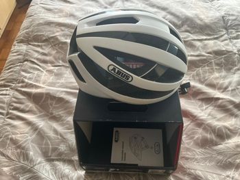 Použité ABUS Viantor Road Helmet bike — obrázek 4 z 6