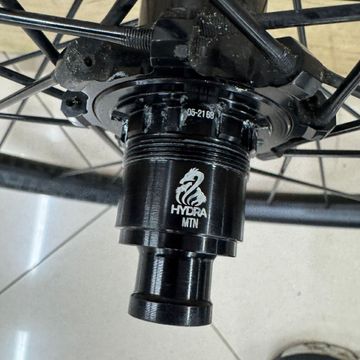 Brugt INDUSTRY NINE 305 HYDRA 2022 bike — billede 5 af 6