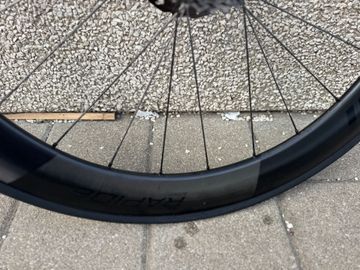 Käytetty Roval Rapide CL2 60mm - rear 2025 bike — kuva 10 / 11