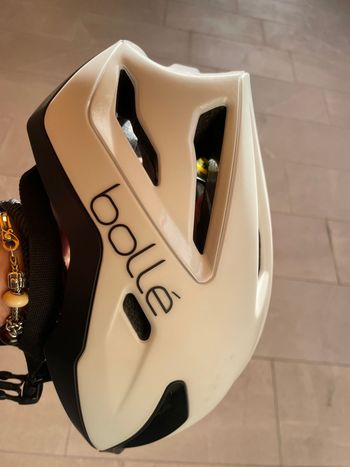 Použité bolle Avio pure Mips 2023 Cycling Accessories