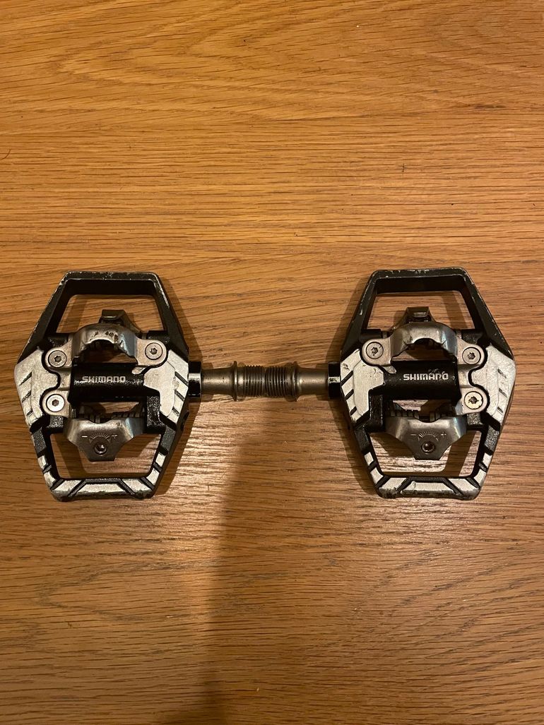 Used Shimano deore xt enduro 2021 bike — image 1 of 4