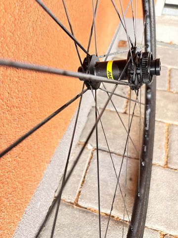 Used Mavic Ksyrium SL Disc Wheels 2024 bike — image 3 of 6