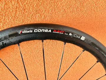 Used Mavic Ksyrium SL Disc Wheels 2024 bike — image 2 of 6