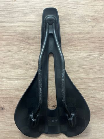 Used Cube c68 2022 bike — image 2 of 4