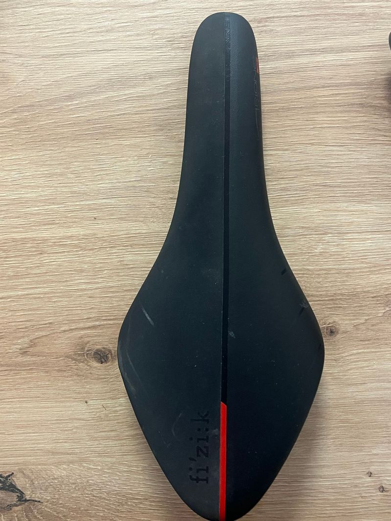 Tweedehands Fizik mobíus 2020 Saddles & Seatposts