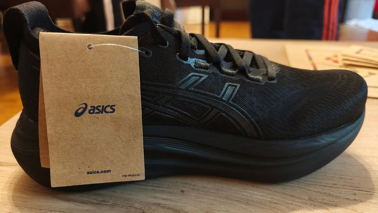 Brugt Asics Nimbus 27 2025 bike — billede 1 af 4