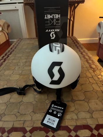 Brugt Scott Split Helmet bike — billede 2 af 7