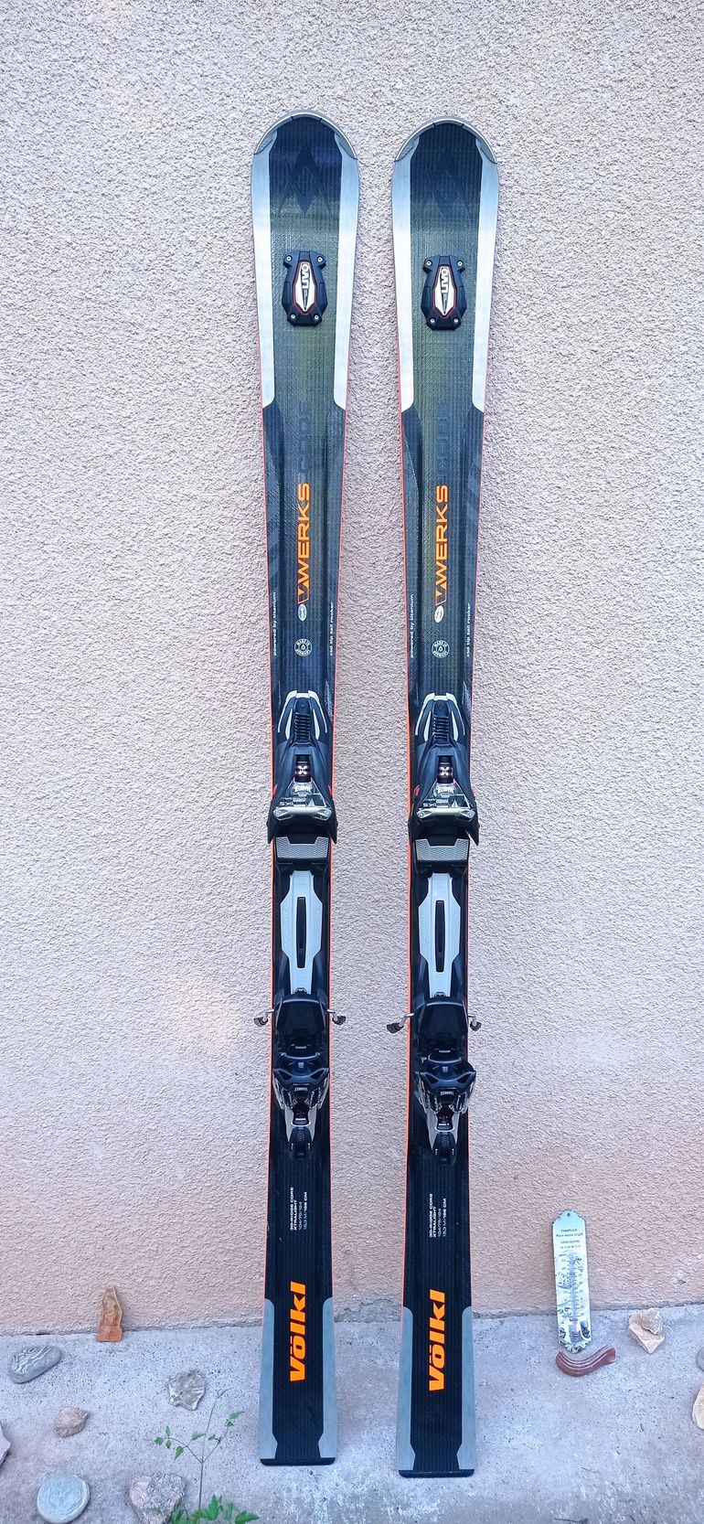 Used Volkl Völkl V-Werks Code UVO Skis 166cm 2017 bike — image 1 of 4