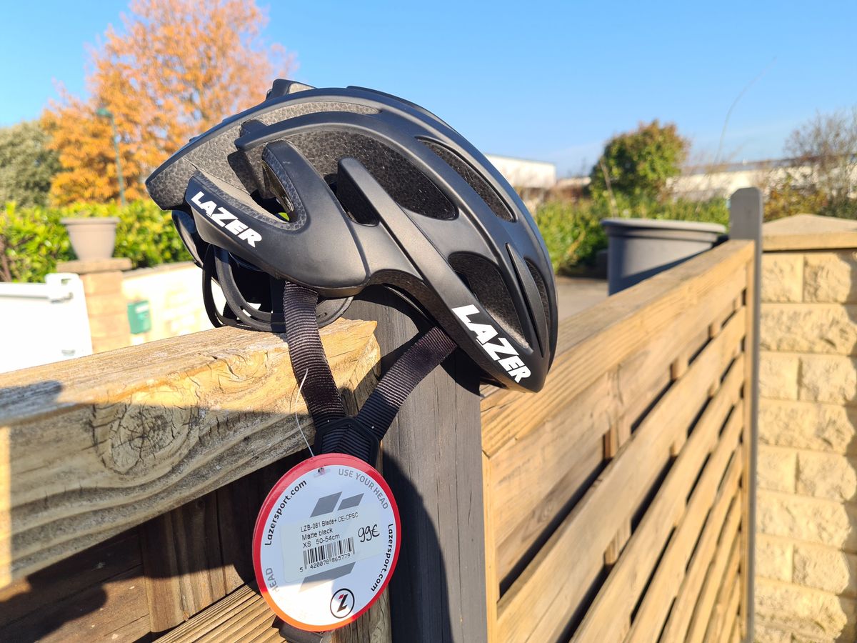 lazer blade+ helmet - matte black xs Blade It features an integrated visor Lazer Codax KinetiCore Gravel Helmet