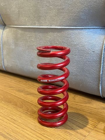 Used RockShox red coil (550lbs) 47, 5x55mm 2025 Rear Suspension