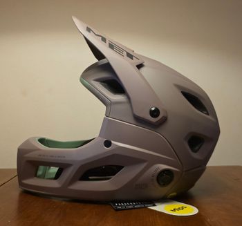 Used MET Parachute MCR 2025 bike — image 4 of 5