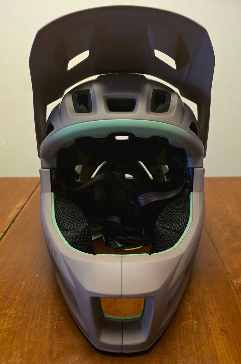 Used MET Parachute MCR 2025 bike — image 2 of 5