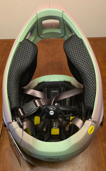 Used MET Parachute MCR 2025 bike — image 5 of 5