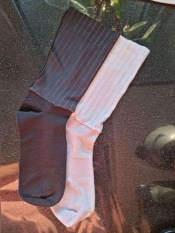 Aerosocks® Aero Cycling Socks 2025 bike usato — immagine 3 di 3