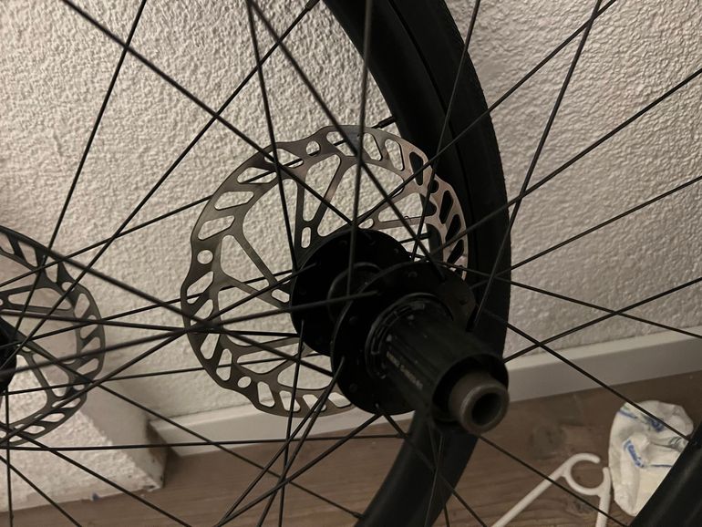 Used Giant Fondo 1 bike — image 4 of 4
