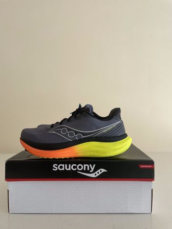 Brugt Saucony Triumph 23 2025 bike — billede 1 af 6