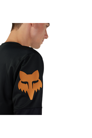 Brugt Fox Maglia Fox Defend LS Cekt 2025 bike — billede 5 af 5