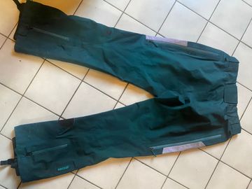 Gebrauchtes MARMOT gore tex taille L 2025 bike — Bild 4 von 11