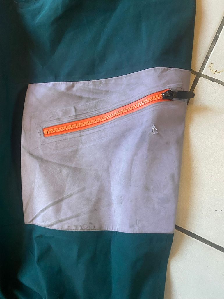 Brugt MARMOT gore tex taille L 2025 bike — billede 9 af 11