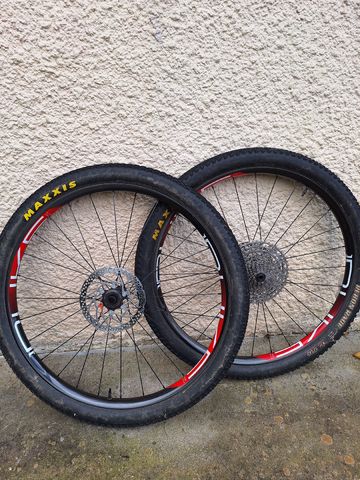 Used Duke Racing Wheels Lucky Jack 28/30 team bh 2023 Wheels