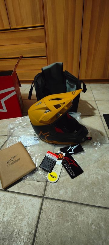 Used Alpinestars Missile Tech Racer 2025 Cycling Accessories