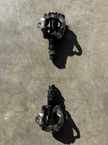 Used Shimano PD-M520 Clipless Pedals bike — image 3 of 3