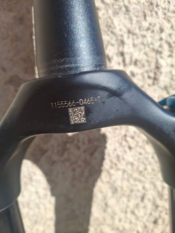 Used Fox 38 Rhythm Suspension Fork 2025 bike — image 2 of 4