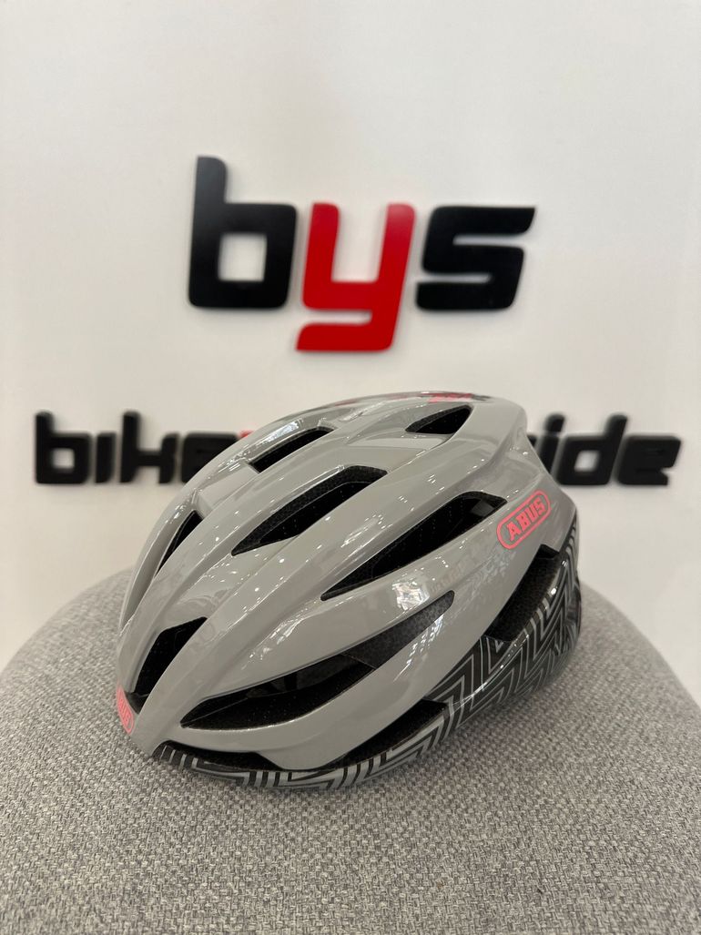 Použité ABUS STORMCHASER- Zig Zag Grey 2025 bike — obrázek 2 z 4