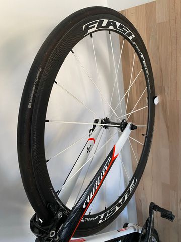 Gebrauchtes flash roue carbone avec boyaux 22 mm bike — Bild 3 von 5