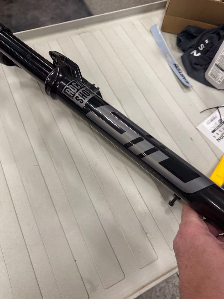 Used RockShox SID Select 120mm 2024 bike — image 3 of 4