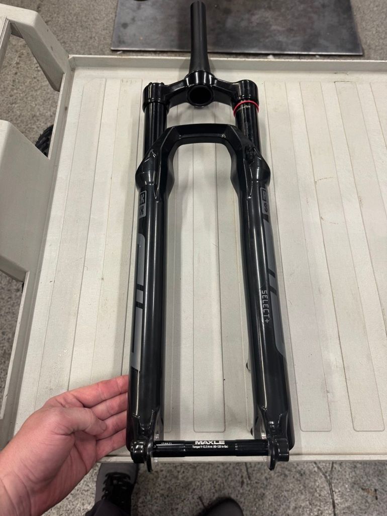 Used RockShox SID Select 120mm 2024 bike — image 4 of 4