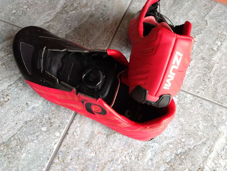 Used Pearl Izumi V5 Rennradschuhe Gr.41 2022 bike — image 3 of 8