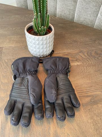 Used core tex Ski/Snow Gloves bike — image 2 of 2
