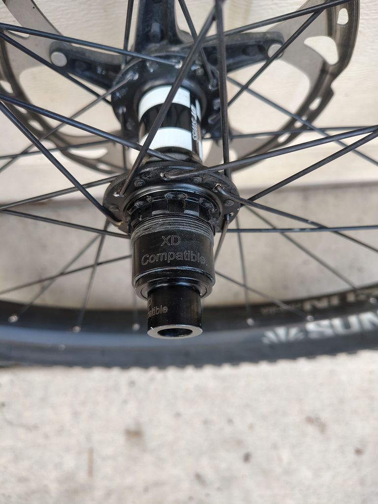 Used Wtb 27.5+ Wheelset bike — image 8 of 12