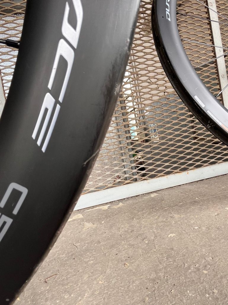 Brugt Shimano Durace C50 12v disco 2023 bike — billede 4 af 13