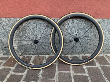 Použité Reserve 34/37mm, DT 180 HUBS! 2025 Wheels