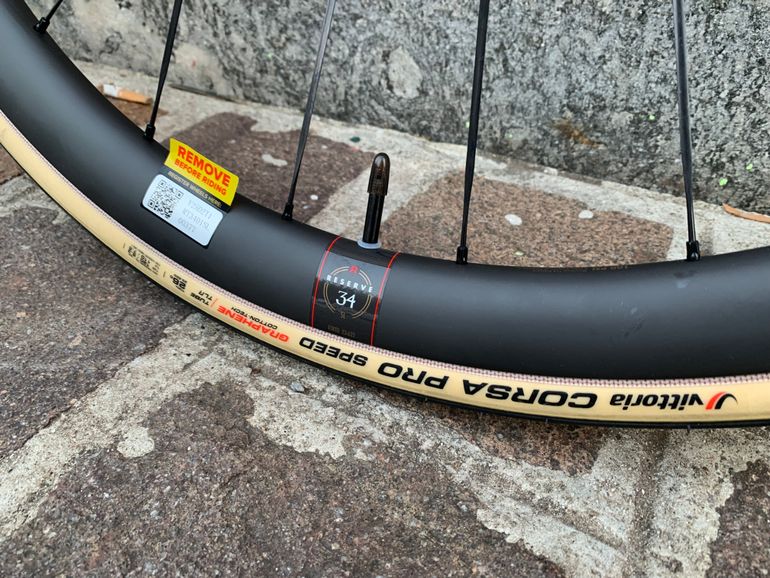 Used Reserve 34/37mm, DT 180 HUBS! 2025 bike — image 4 of 5