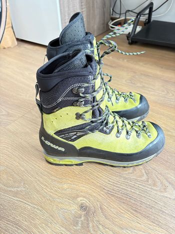 Used Lowa Weisshorn GTX 2020 Hiking