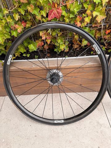 Brugt Enve 2.2 Carbon Enve hub 2020 bike — billede 7 af 8