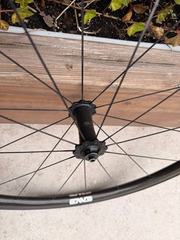 Brugt Enve 2.2 Carbon Enve hub 2020 bike — billede 3 af 8
