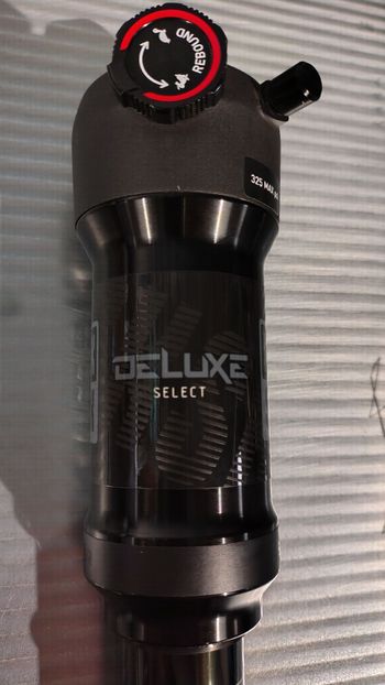 Used Rock Shox deluxe select bike — image 2 of 4