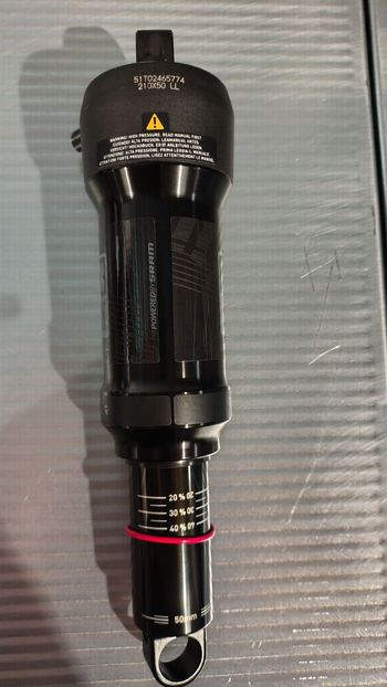 Used Rock Shox deluxe select bike — image 3 of 4