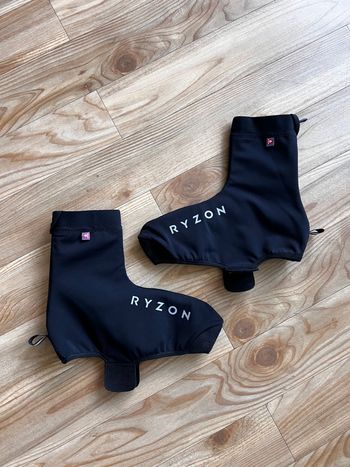 Used Ryzon Radius Cycling Insulated Overshoes 2024 bike — image 1 of 4