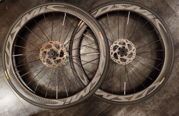 Used Mavic Cosmic Pro Carbon Disc 45 2022 Wheels