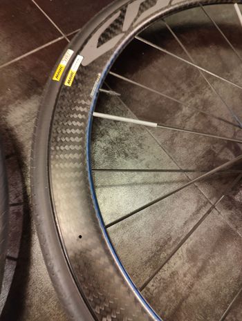Brugt Mavic Cosmic Pro Carbon Disc 45 2022 bike — billede 4 af 6