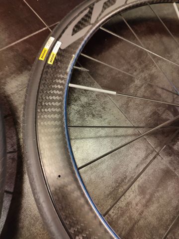 Mavic Cosmic Pro Carbon Disc 45 2022 bike usato — immagine 4 di 6